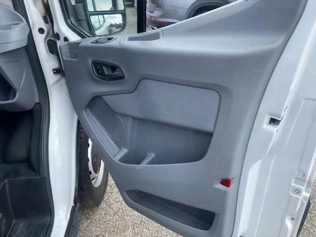 2018 Ford Transit w/60/40 Side Door w/RWB