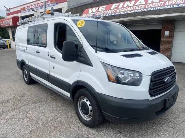2018 Ford Transit w/60/40 Side Door w/RWB