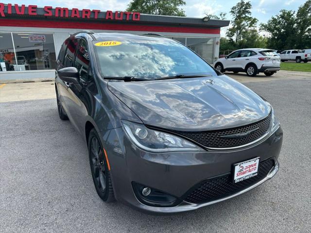 2018 Chrysler Pacifica Touring L Plus for sale in Villa Park, IL
