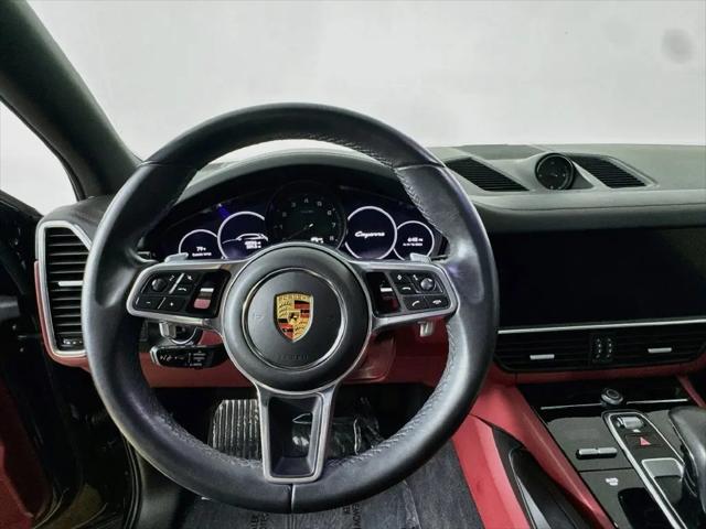 2023 Porsche Cayenne Platinum Edition