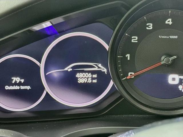 2023 Porsche Cayenne Platinum Edition