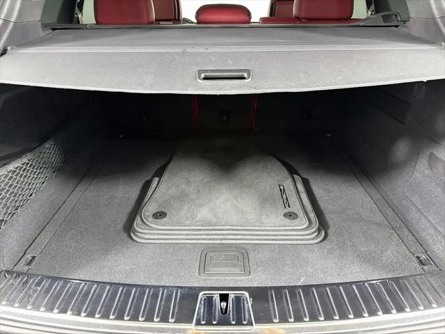 2023 Porsche Cayenne Platinum Edition