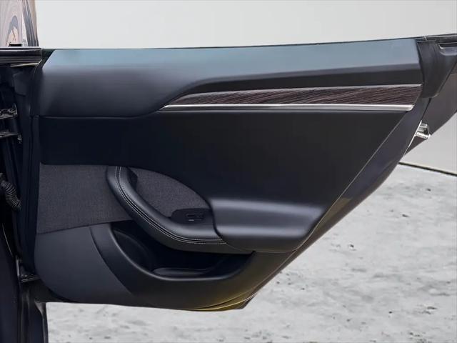 2022 Tesla Model S Dual Motor All-Wheel Drive