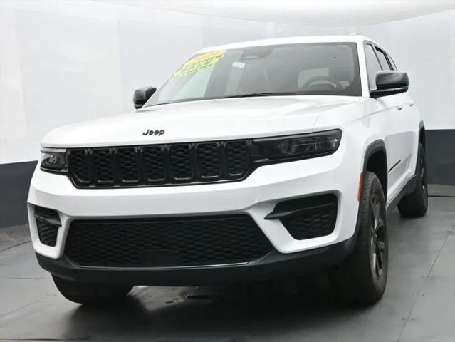 2024 Jeep Grand Cherokee Altitude 4x4 for sale in Irvington, NJ