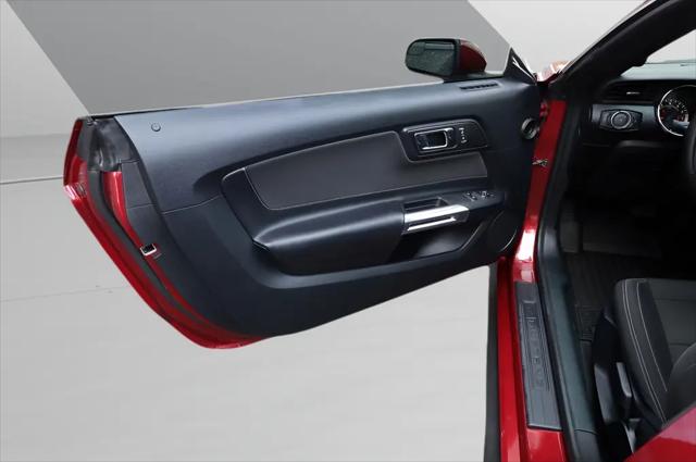 2015 Ford Mustang V6