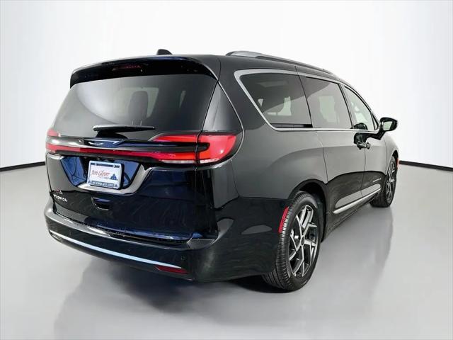 2027 Chrysler Pacifica Pinnacle