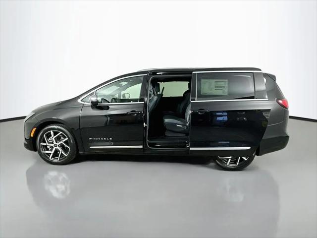 2027 Chrysler Pacifica Pinnacle