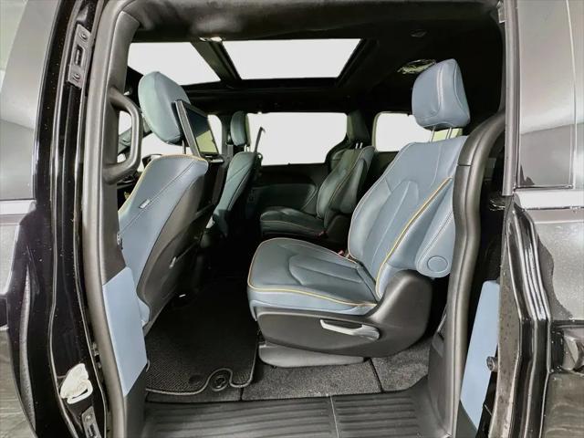 2027 Chrysler Pacifica Pinnacle