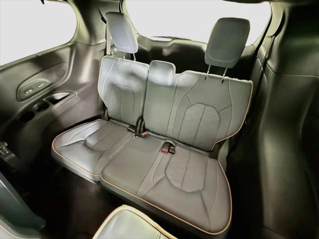 2027 Chrysler Pacifica Pinnacle
