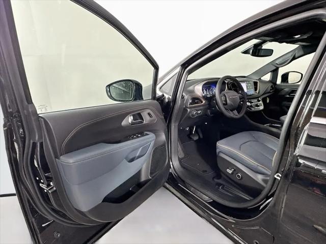 2027 Chrysler Pacifica Pinnacle