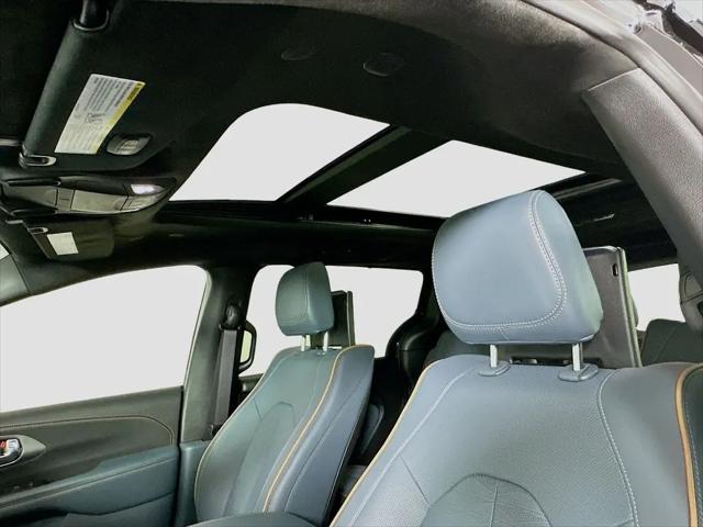 2027 Chrysler Pacifica Pinnacle