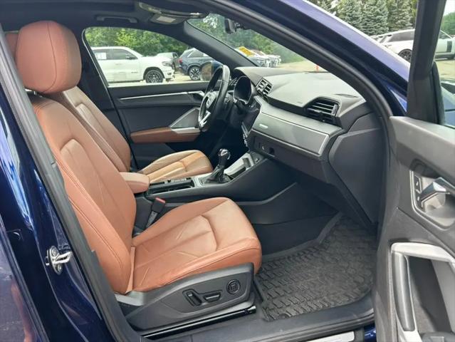 2022 Audi Q3 Premium 45 TFSI S line quattro Tiptronic