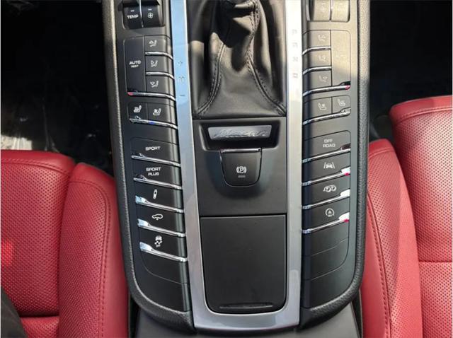 2018 Porsche Macan GTS