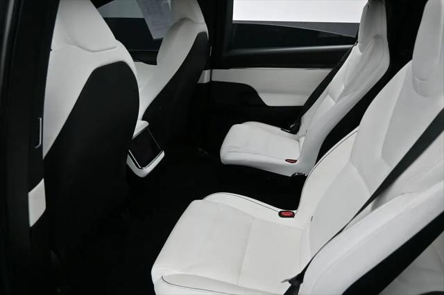 2023 Tesla Model X Plaid Tri Motor All-Wheel Drive