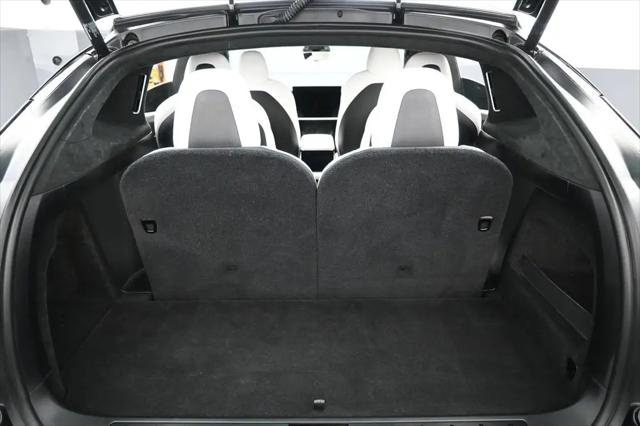 2023 Tesla Model X Plaid Tri Motor All-Wheel Drive