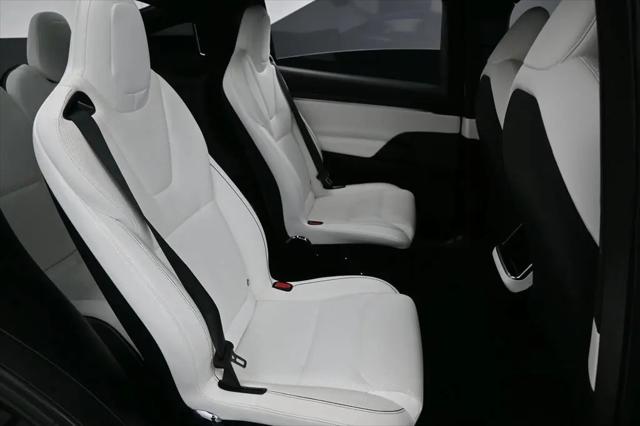 2023 Tesla Model X Plaid Tri Motor All-Wheel Drive