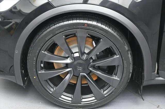 2023 Tesla Model X Plaid Tri Motor All-Wheel Drive