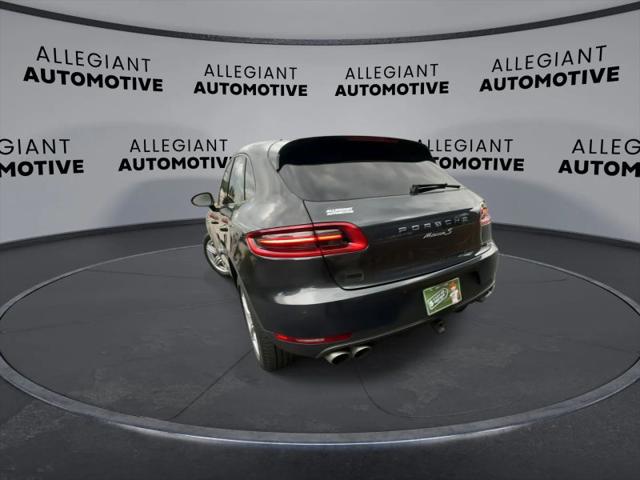 2017 Porsche Macan S