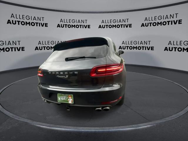 2017 Porsche Macan S