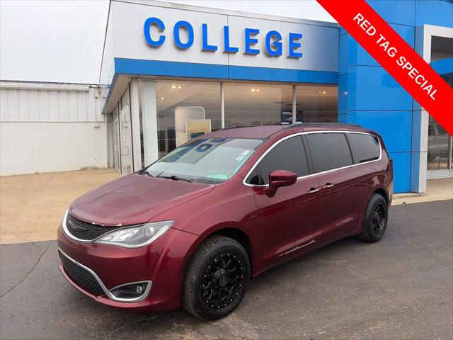 2017 Chrysler Pacifica Touring-L for sale in Albion, MI