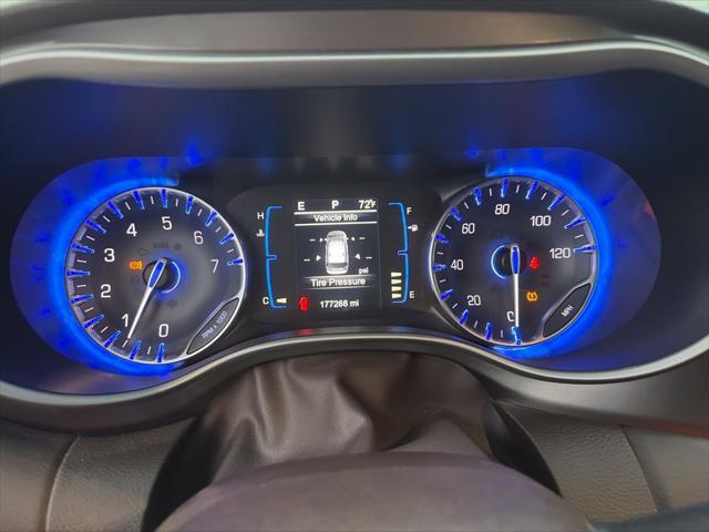 2017 Chrysler Pacifica Touring-L
