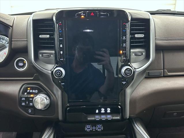 2025 Ram 1500 Laramie Crew Cab 4x4 5'7" Box