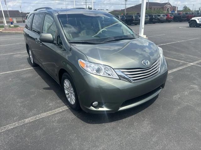 2014 Toyota Sienna XLE 2014 Toyota Sienna XLE