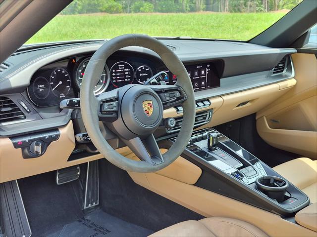2023 Porsche 911 Carrera 4 GTS Cabriolet