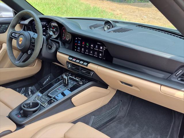 2023 Porsche 911 Carrera 4 GTS Cabriolet