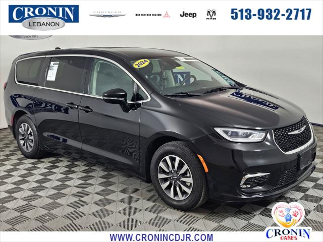 2024 Chrysler Pacifica Hybrid Select for sale in Lebanon, OH