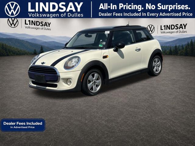 2017 MINI Hardtop Cooper