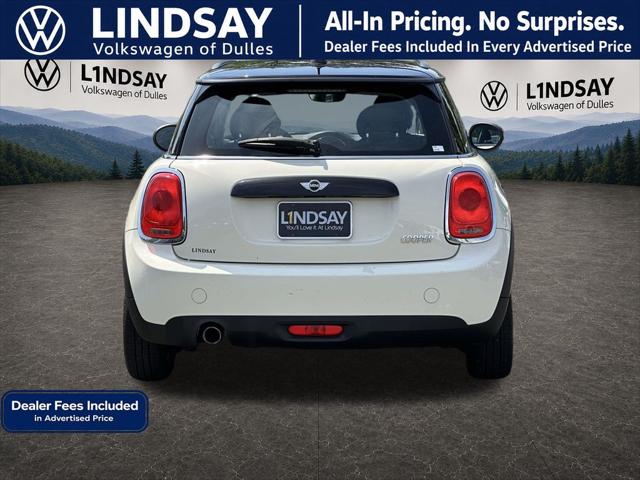 2017 MINI Hardtop Cooper