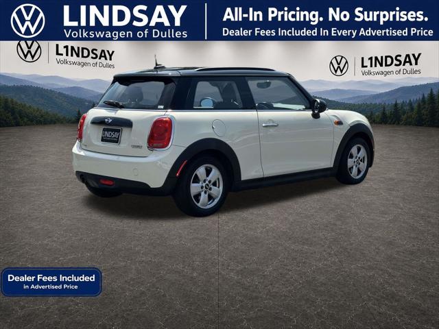 2017 MINI Hardtop Cooper