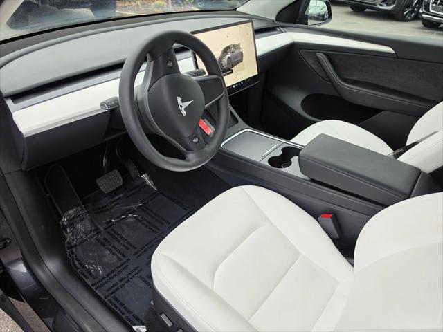 2025 Tesla Model Y Long Range Dual Motor Rear-Wheel Drive