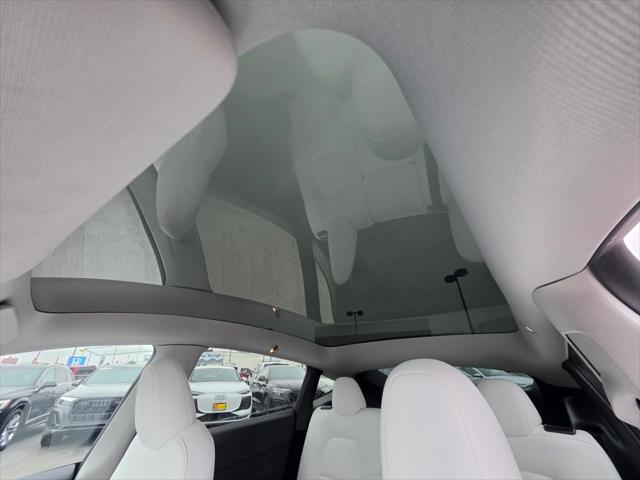2025 Tesla Model Y Long Range Dual Motor Rear-Wheel Drive