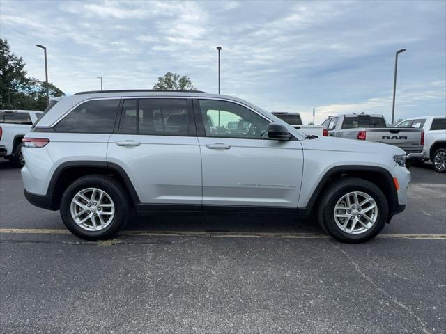 2024 Jeep Grand Cherokee Laredo X 4x4 for sale in Columbia, MO