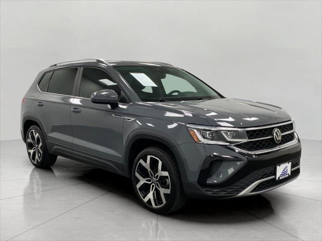 2022 Volkswagen Taos 1.5T SEL for sale in Appleton, WI