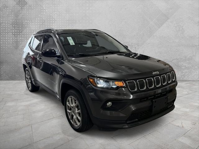 2022 Jeep Compass Latitude Lux 4x4 for sale in Wichita, KS