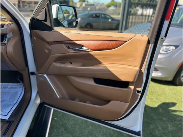 2015 Cadillac Escalade Platinum