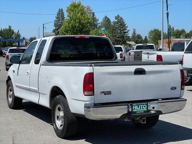 2000 Ford F-150 XL SuperCab Short Bed 2WD