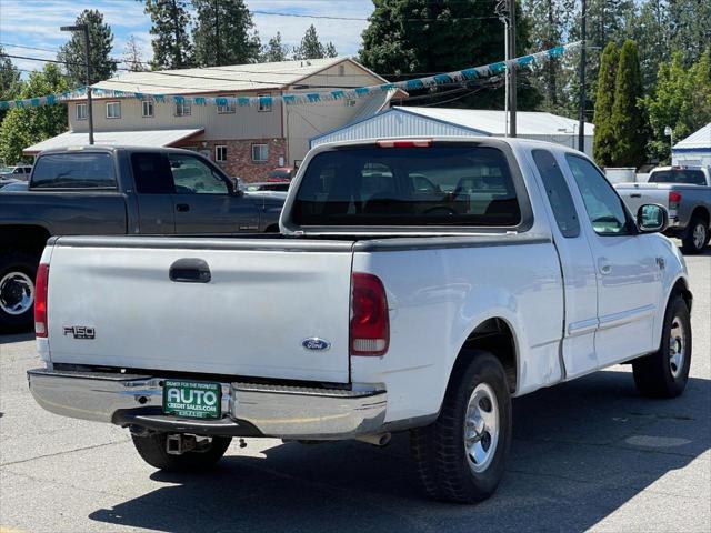 2000 Ford F-150 XL SuperCab Short Bed 2WD