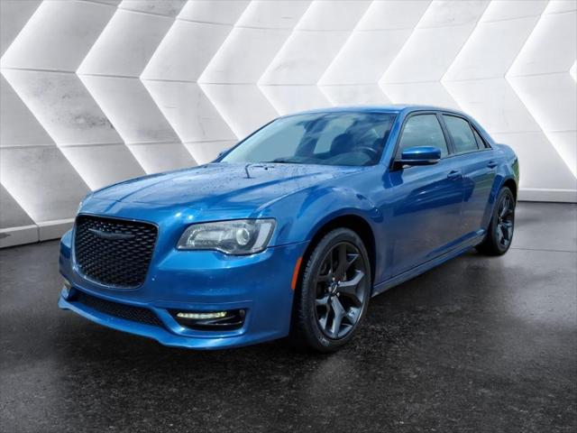 2023 Chrysler 300 Touring L for sale in BATESVILLE, MS