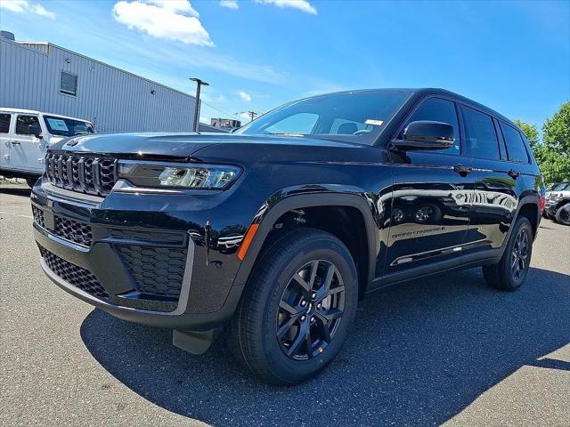 2027 Jeep Grand Cherokee L Laredo Altitude
