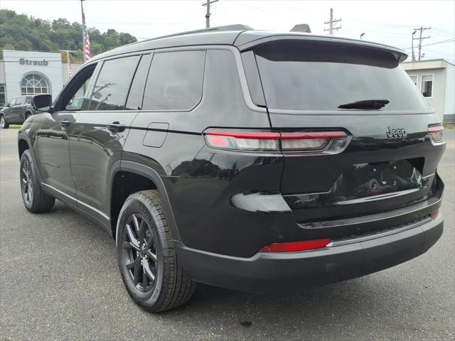 2027 Jeep Grand Cherokee GRAND CHEROKEE L LAREDO ALTITUDE 4X4 2027 Jeep Grand Cherokee GRAND CHEROKEE L LAREDO ALTITUDE 4X4