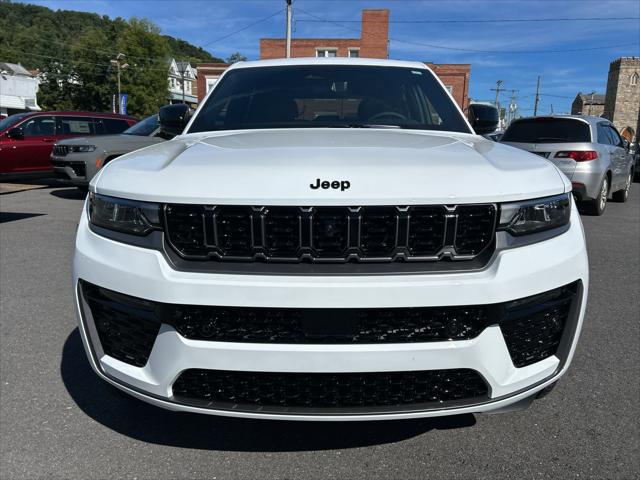2027 Jeep Grand Cherokee GRAND CHEROKEE LIMITED RESERVE 4X4 2027 Jeep Grand Cherokee GRAND CHEROKEE LIMITED RESERVE 4X4