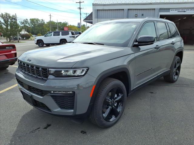 2027 Jeep Grand Cherokee Limited for sale in Perry, NY