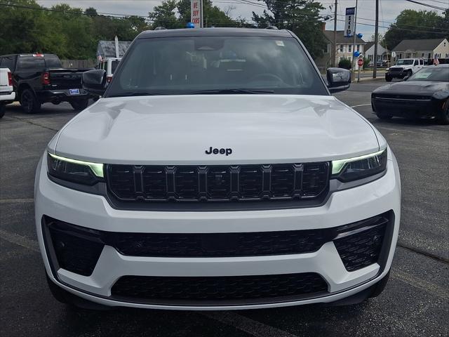 2027 Jeep Grand Cherokee GRAND CHEROKEE SUMMIT 4X4 2027 Jeep Grand Cherokee GRAND CHEROKEE SUMMIT 4X4