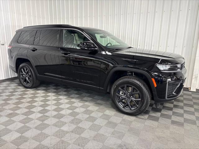 2027 Jeep Grand Cherokee L Laredo Altitude for sale in Celina, OH
