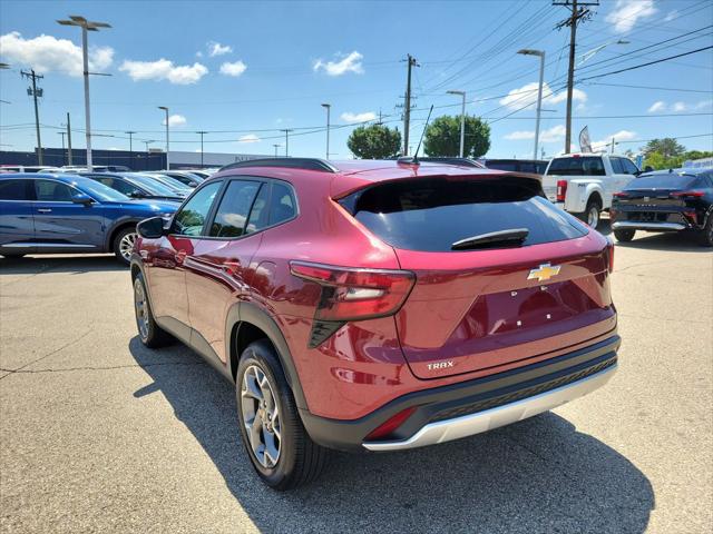 2025 Chevrolet Trax FWD LT