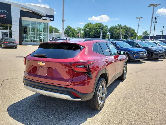 2025 Chevrolet Trax FWD LT